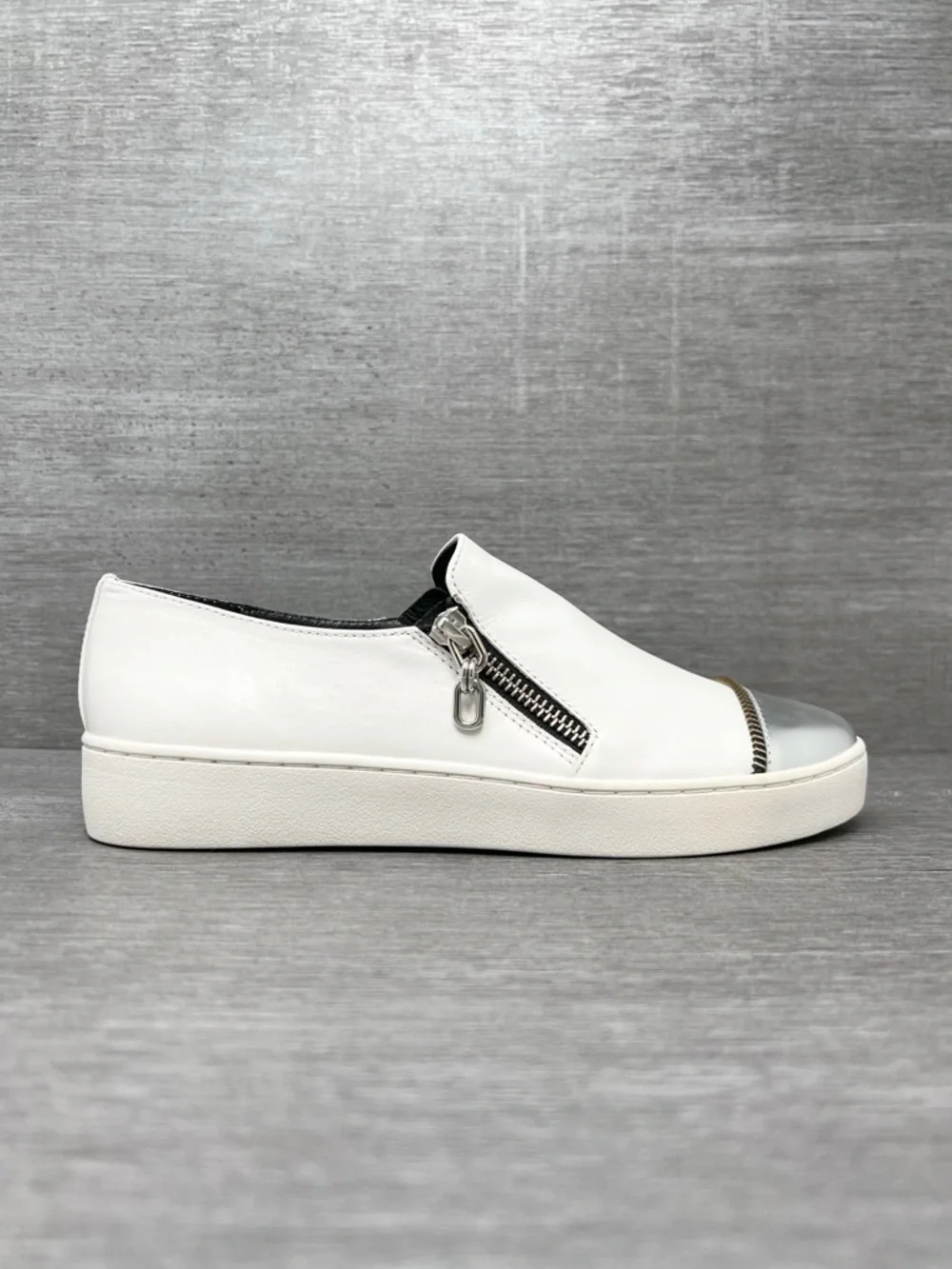 NEW Michael Kors Collection Grayson Leather Slip-On Sneakers Size 7 White Silver